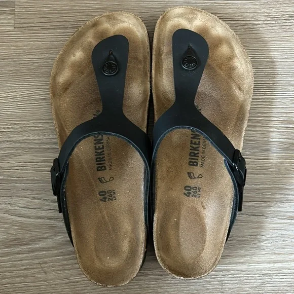 Birkenstock Gizeh Buro-flor thong sandal, like new, black size 40. Worn once - Picture 7 of 8
